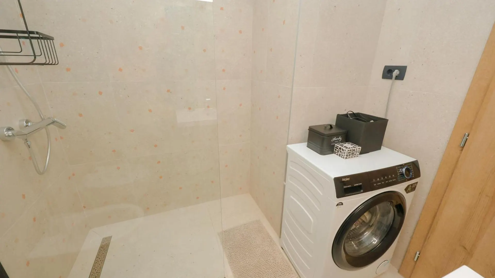 Apartman Lume Capi لابين